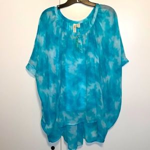 NWT Beautiful 2pc sheer blouse with tank size Medium